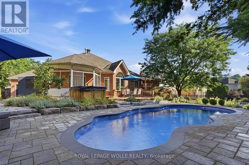 51 Autumn Ridge Trail, Kitchener, ON 