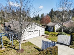 4521 Sunwood Pl  Bowser, BC V0R 1G0