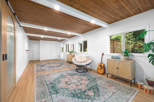 Salle familiale - 2 Av. Edgewood, Bristol, QC 