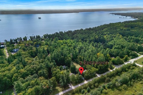 Photo aérienne - 2 Av. Edgewood, Bristol, QC 
