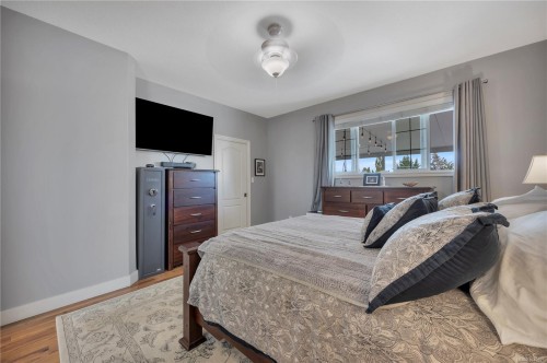 599 Hillcrest Ave, Ladysmith, BC 