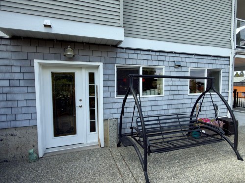 599 Hillcrest Ave, Ladysmith, BC 