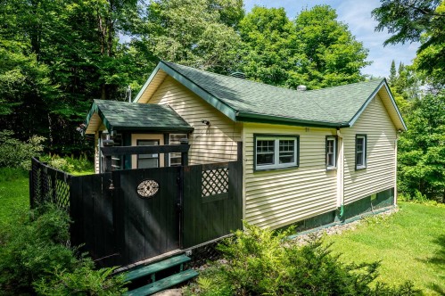 Extérieur - 1606 Ch. Bunn, Saint-Sauveur, QC 
