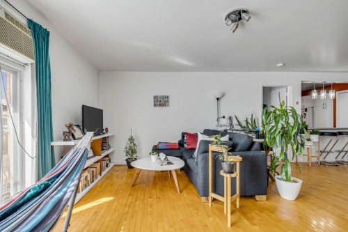 Salon - 50  - 62 6E Avenue, Québec (La Cité-Limoilou), QC 