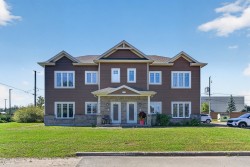 102-30 Rue de la Rencontre Sainte-Catherine-De-La-Jacques-Cartier, QC G3N 3B7