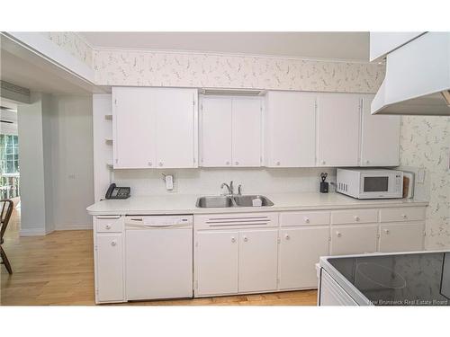 320 University Ave, Fredericton, NB 