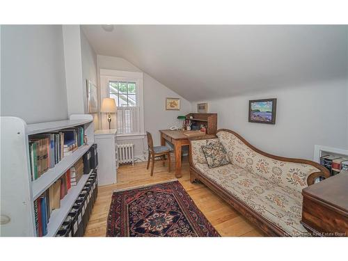 320 University Ave, Fredericton, NB 