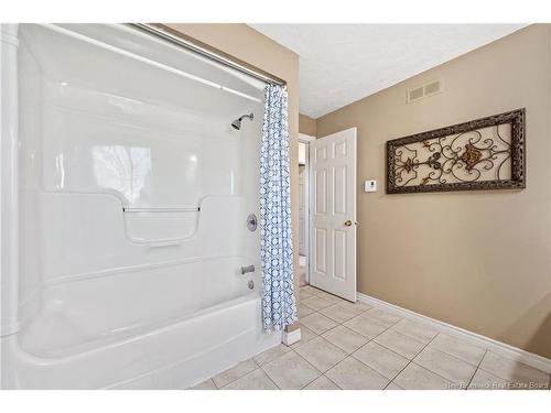76 Hillary Cres, Moncton, NB 