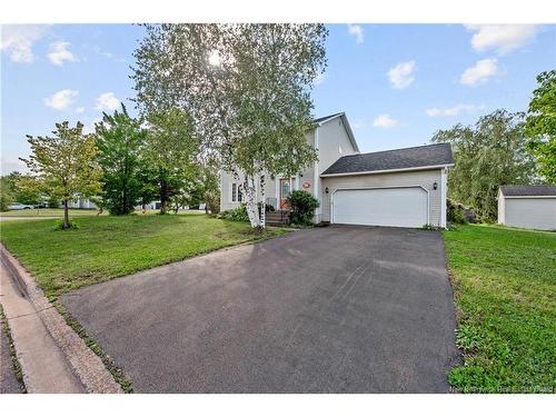 76 Hillary Cres, Moncton, NB 