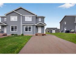 196 Des Erables ST Dieppe, NB E1A 9B2