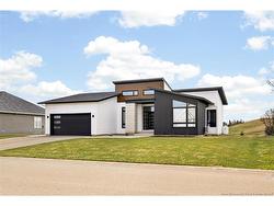 42 Kervin Moncton, NB E1H 3L5