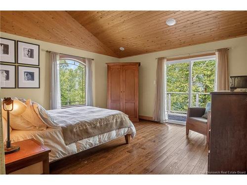 25 Bell Hill Rd, Long Point, NB 