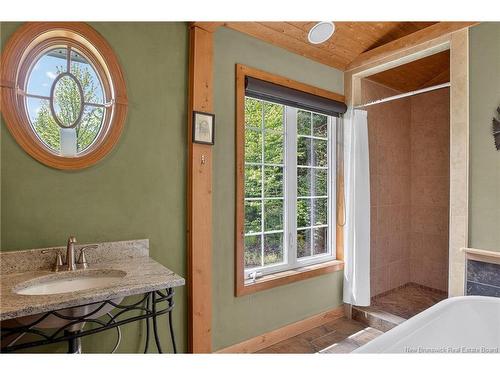 25 Bell Hill Rd, Long Point, NB 