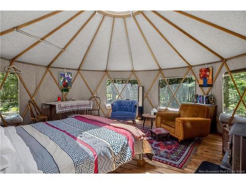 25 Bell Hill Rd, Long Point, NB 