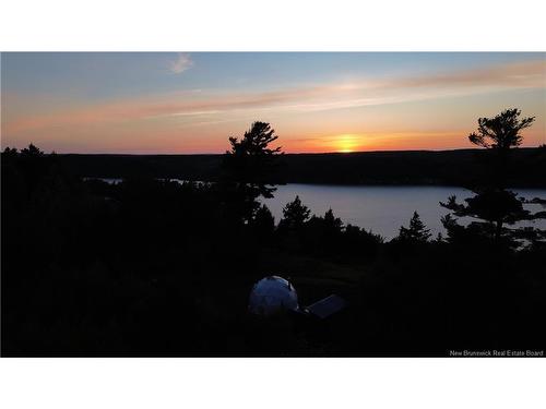 25 Bell Hill Rd, Long Point, NB 