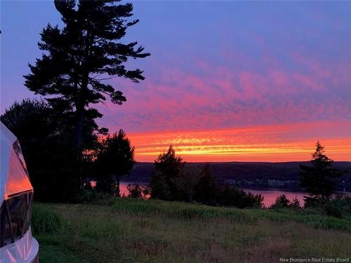25 Bell Hill Rd, Long Point, NB 