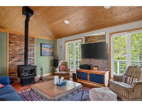 25 Bell Hill Rd, Long Point, NB 