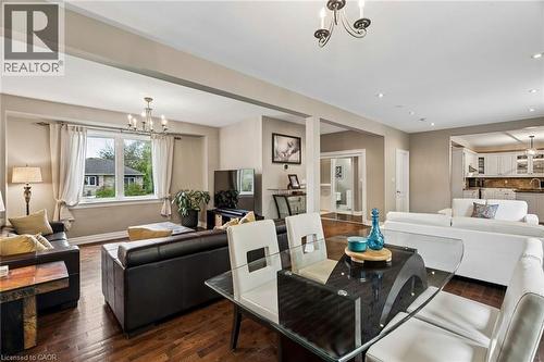1541 Garnet Avenue, Mississauga, ON 