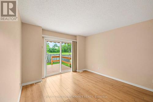 18 Daphne Crescent, Ottawa, ON 
