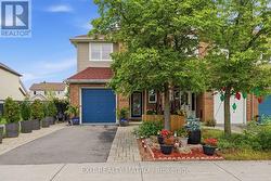 4233 KELLY FARM DRIVE  Ottawa, ON K1T 0A5