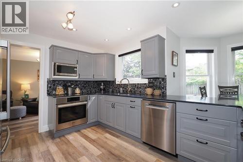 324 Cooper Street, Cambridge, ON 