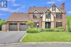 11 COBB COURT Ottawa, ON K2J 2K2