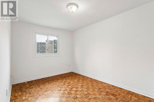 1037 Stainton Drive, Mississauga, ON 