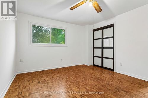 1037 Stainton Drive, Mississauga, ON 