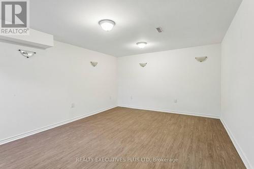 1037 Stainton Drive, Mississauga, ON 