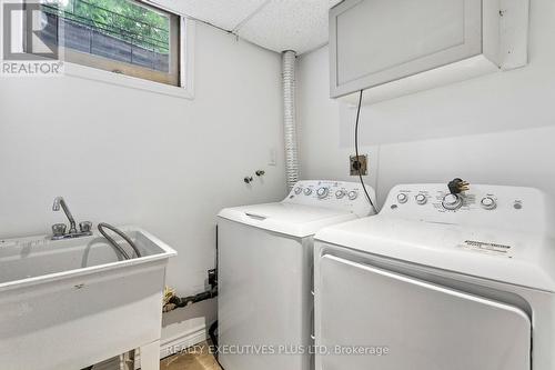 1037 Stainton Drive, Mississauga, ON 
