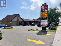 2 - 896 BURNHAMTHORPE ROAD W  Mississauga, ON L5C 2S3