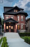 137 HIGH PARK AVENUE Toronto, ON M6P 2S3