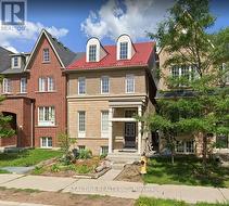 15 HACKETT AVENUE  Toronto, ON M3J 0C7