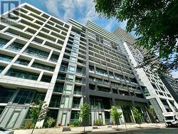 338 - 60 PRINCESS STREET  Toronto, ON M5A 2C7