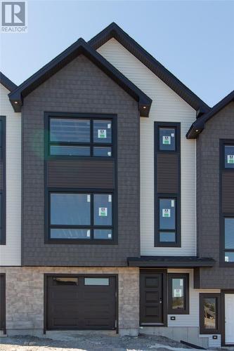 34 Donegal Run, St. John'S, NL 