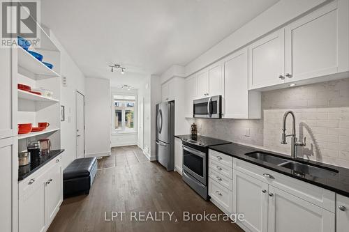 21 Bergeron Private, Ottawa, ON 
