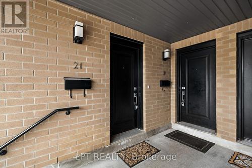 21 Bergeron Private, Ottawa, ON 