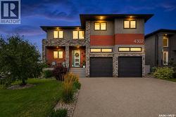 4302 Sage CRESCENT E  Regina, SK S4V 3L6