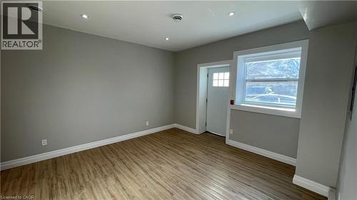 69 EAST MAIN Street Unit# 102 , Welland, Ontario L3B 3W4 5