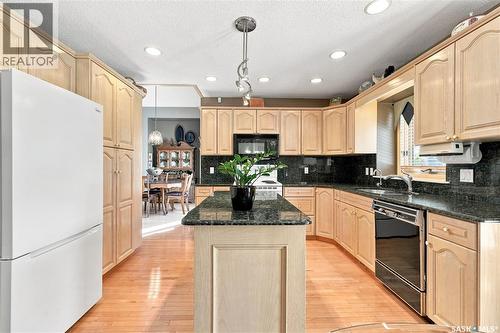 1719 Clive Bay E, Regina, SK 