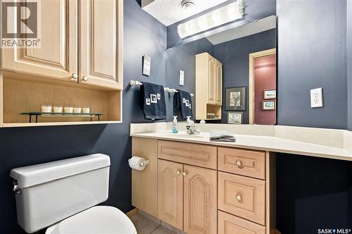 1719 Clive Bay E, Regina, SK 