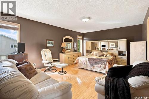 1719 Clive Bay E, Regina, SK 