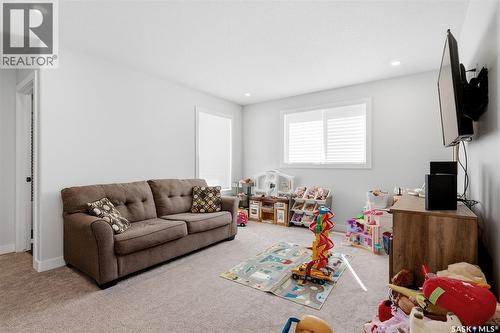 34 Mackenzie Crescent, Pilot Butte, SK 