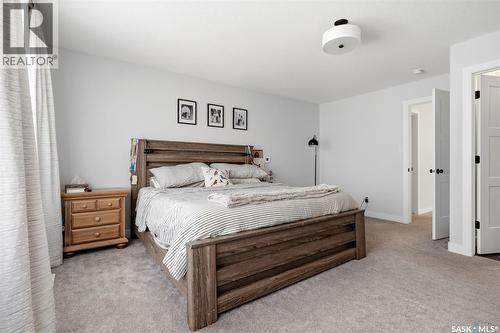 34 Mackenzie Crescent, Pilot Butte, SK 