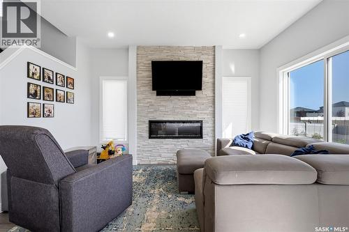 34 Mackenzie Crescent, Pilot Butte, SK 