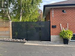 1085 WILLOWDALE AVENUE Oshawa (Donevan), ON L1H 1W7