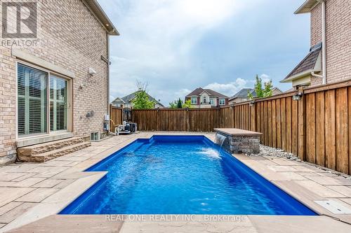 4201 Prudham Avenue, Burlington, ON 