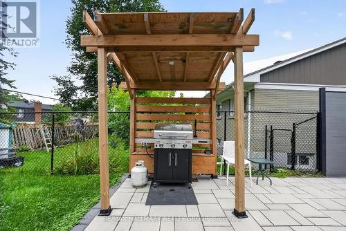 987 Neville Street, Ottawa, ON 