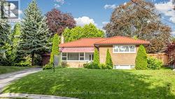 161 HEATHER COURT  Oshawa, ON L1G 6M2