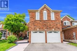 4487 INCHBURY ROAD  Mississauga, ON L5M 4J8